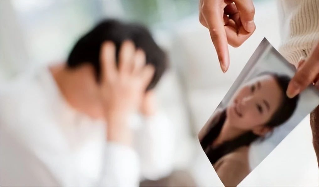 南京婚姻调查公司：婚姻裂痕中，夫妻俩怎样携手修复感情的纽带？